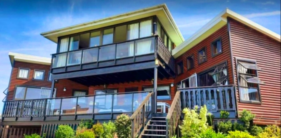 5 Bedroom Property for Sale in De Bakke Western Cape